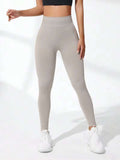 • High Waist Design :The high waist design of these yoga pants provides extra support and coverage during your workout.


• Seamless Construction :The seamless const