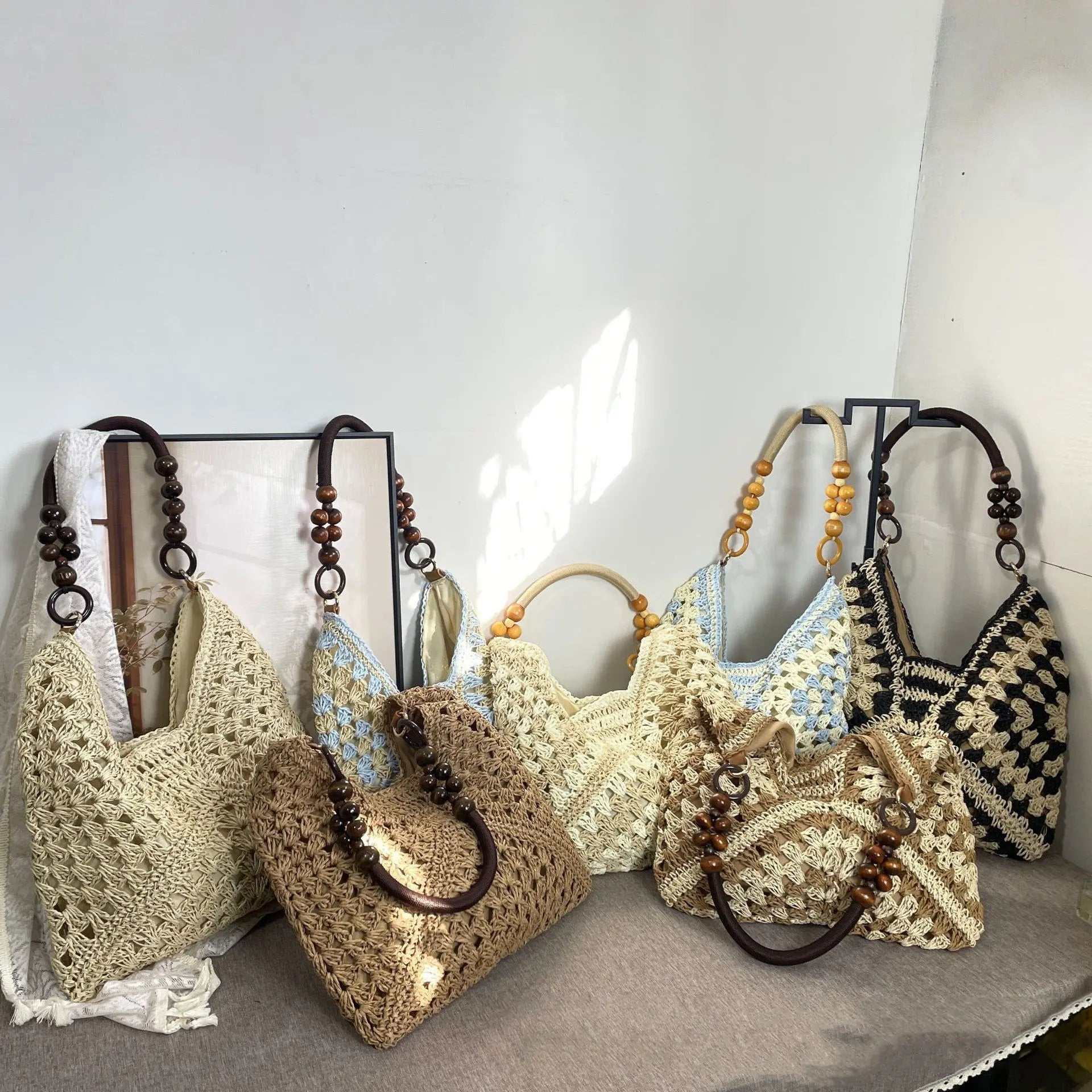🌞 New Fashionable Handmade Woven Bag 🌞
Versatile Design: This handmade woven bag is perfect for various occasions. It's a stylish paper rope crochet straw bag, ide